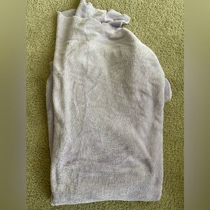 💜 3 for $10 Lilac Fabric